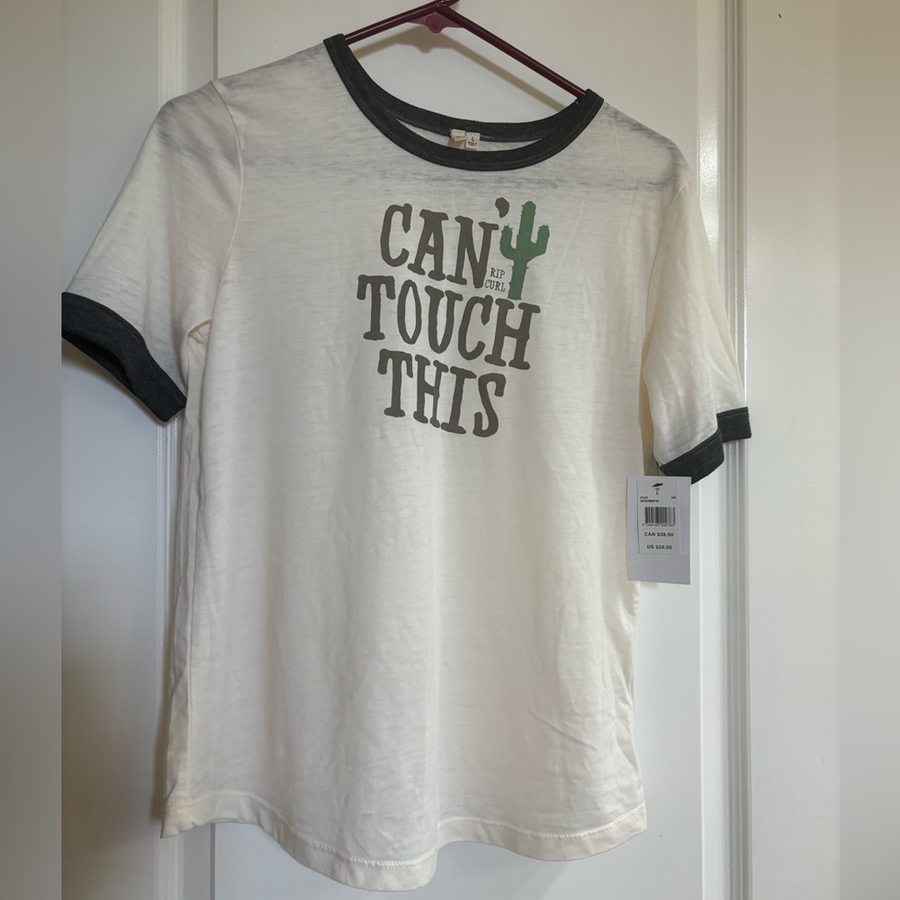Rip Curl Can’t Touch This ringer t- shirt. Size L.